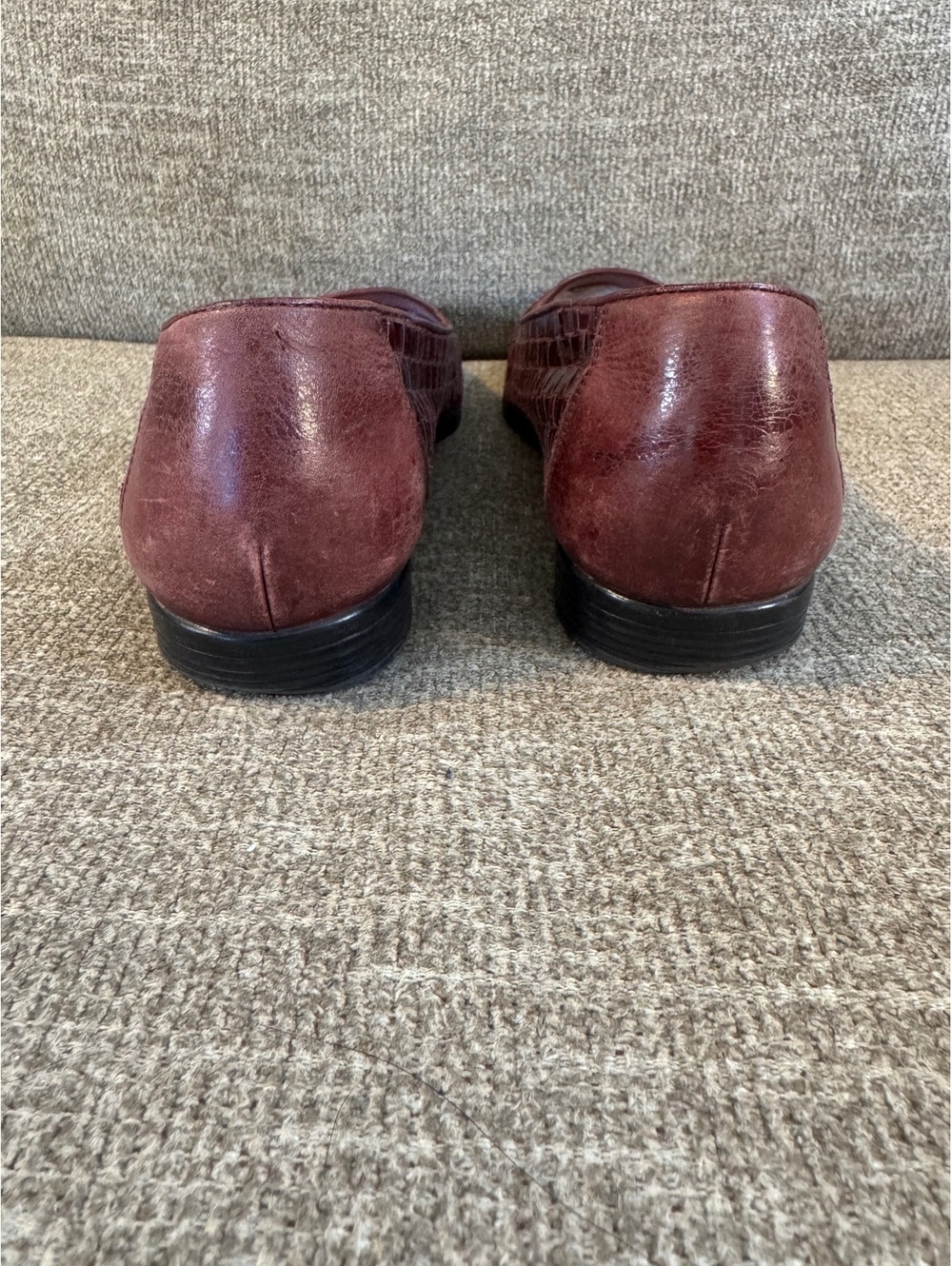 Trotters Liz III Burgundy Woven Leather Loafers Flats size 10 - Picture 6 of 10